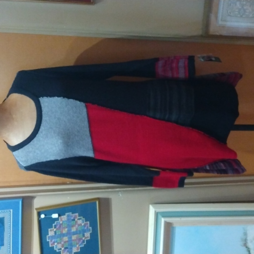 Long sleeve black & red Patchwork sweater